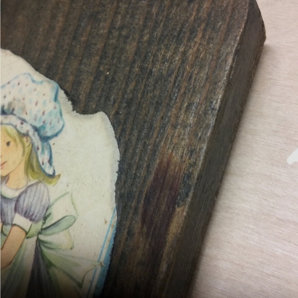 3/$32 VTG 70s Real Wood Wall Hanging Plaque/Holly Hobbie Girl Shabby Decoupage - Picture 4 of 8